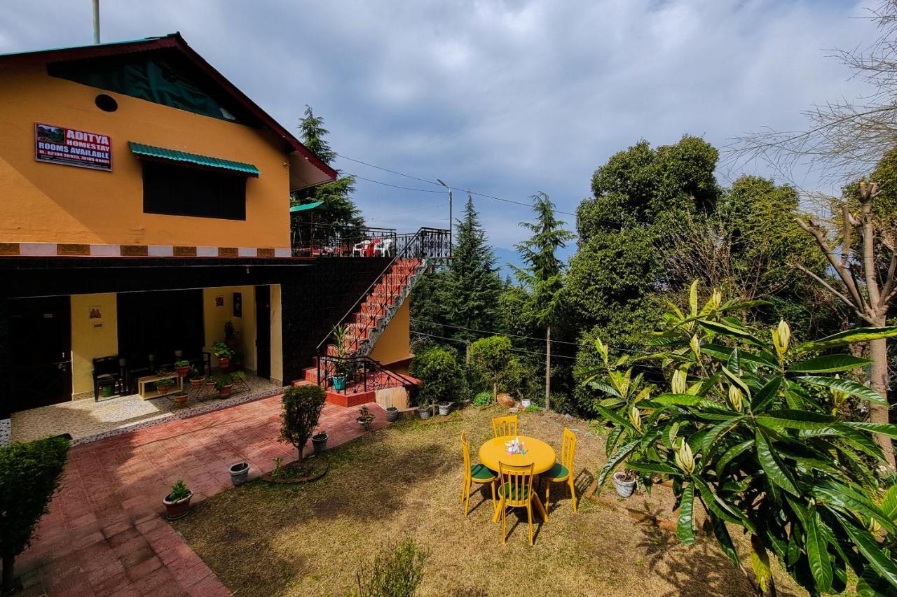 Aditya Homestay Далхаузи Экстерьер фото