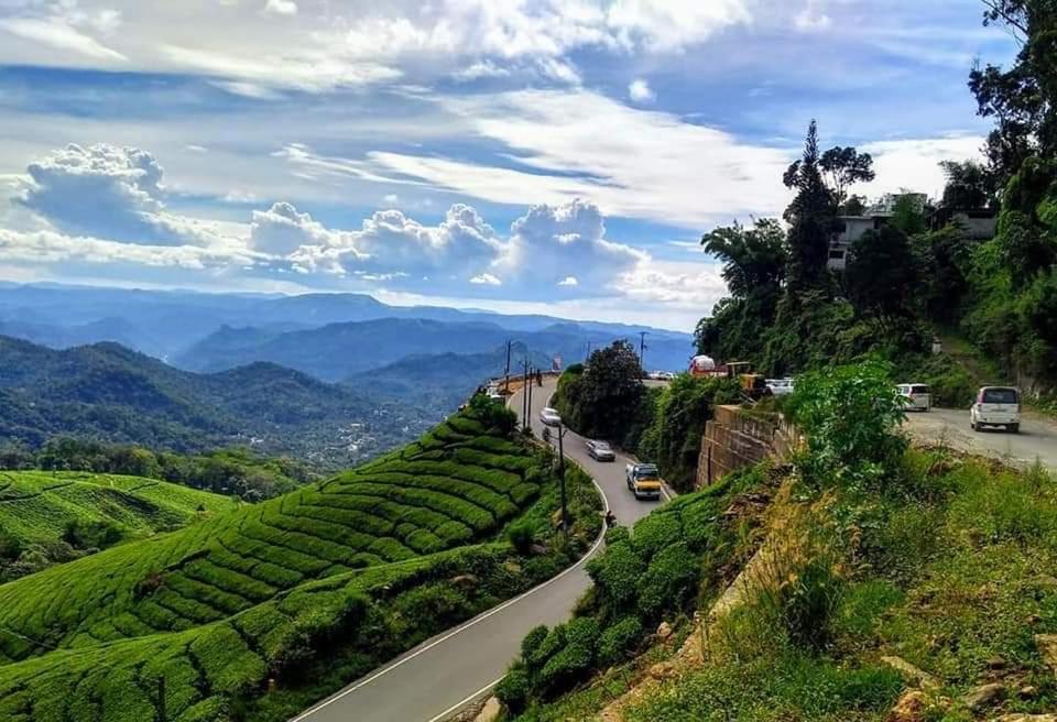 Aditya Homestay Далхаузи Экстерьер фото