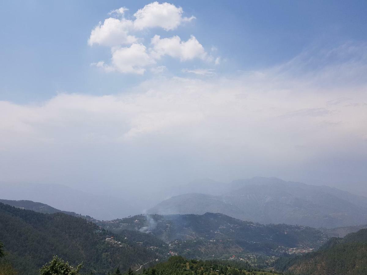Aditya Homestay Далхаузи Экстерьер фото